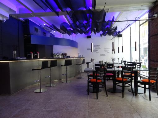 MOARÉ kaviareň bar