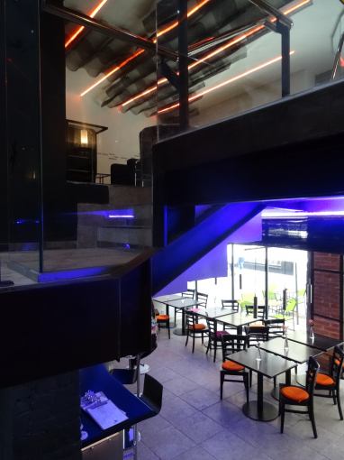 MOARÉ kaviareň bar