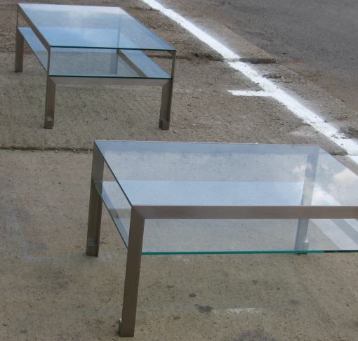 spoločenský stolík4xU